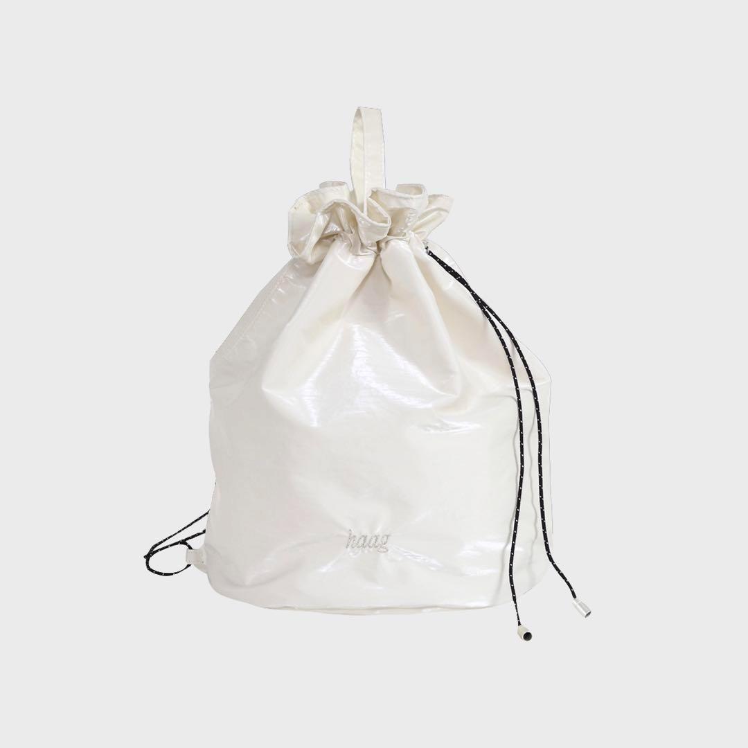 ★関税込★haag(ヘイグ)★a glossy bag jumbo (cream)★バッグ★ ☆関税込☆haag(ヘイグ)☆a glossy bag jumbo (cream)☆バッグ