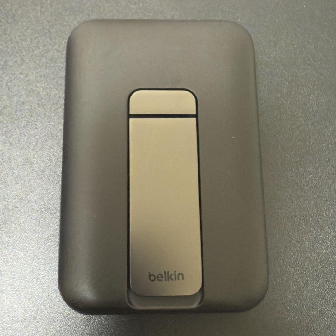 スマホアクセサリー BoostCharge Pro Magnetic Power Bank 10K