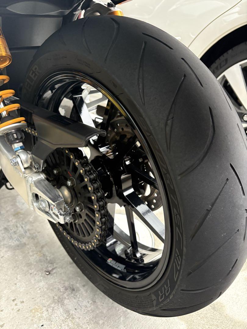 CB400SF GALE SPEED アルミニウム鍛造ホイール前後　スプロケット