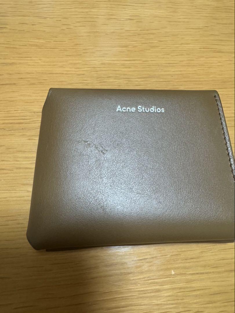 Acne Studios レザー製 ブラウン 三つ折り財布 ウォレット