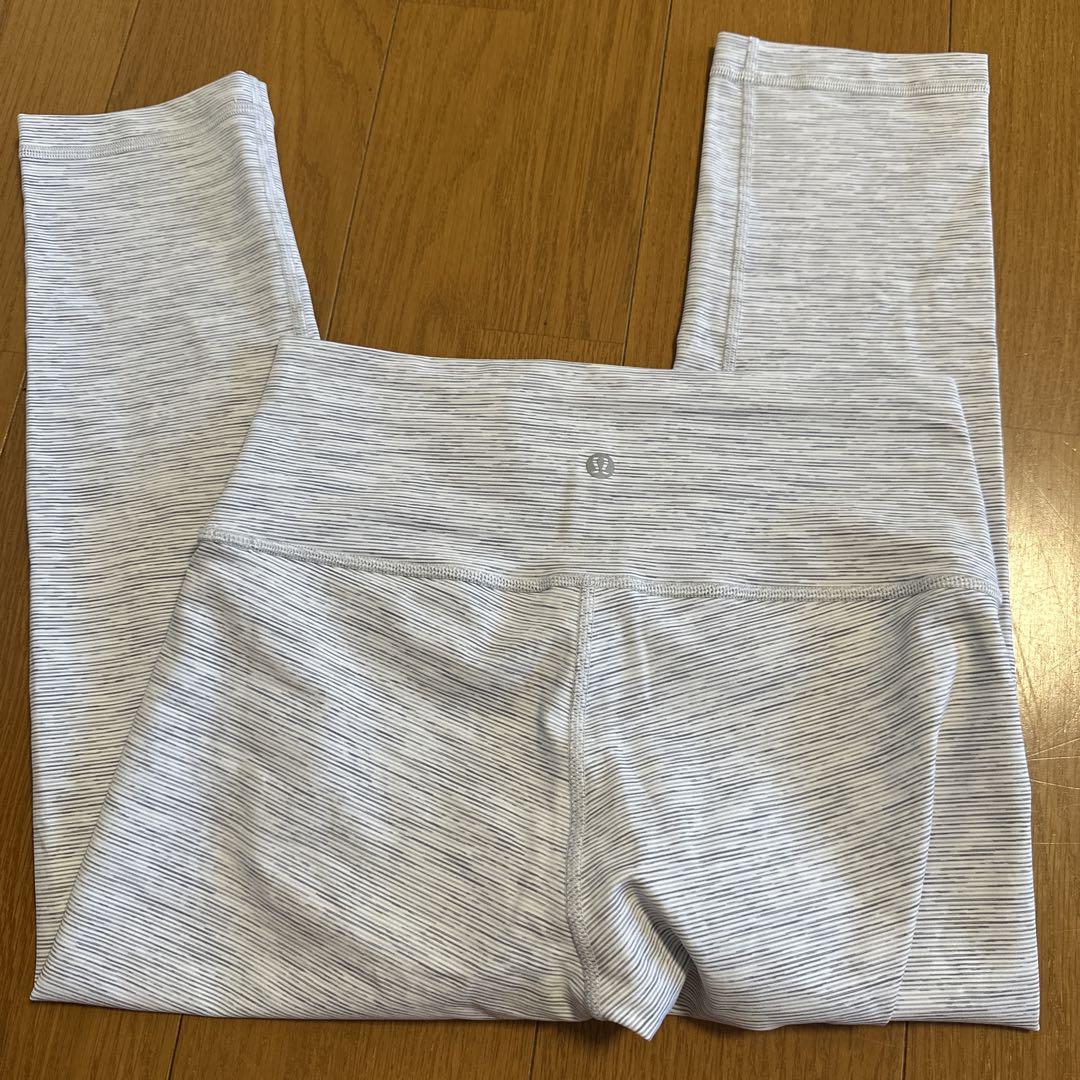 Lululemon スパッツ　　サイズ8 美品 lululemon ルルレモン レギンス スパッツ ヨガウエア