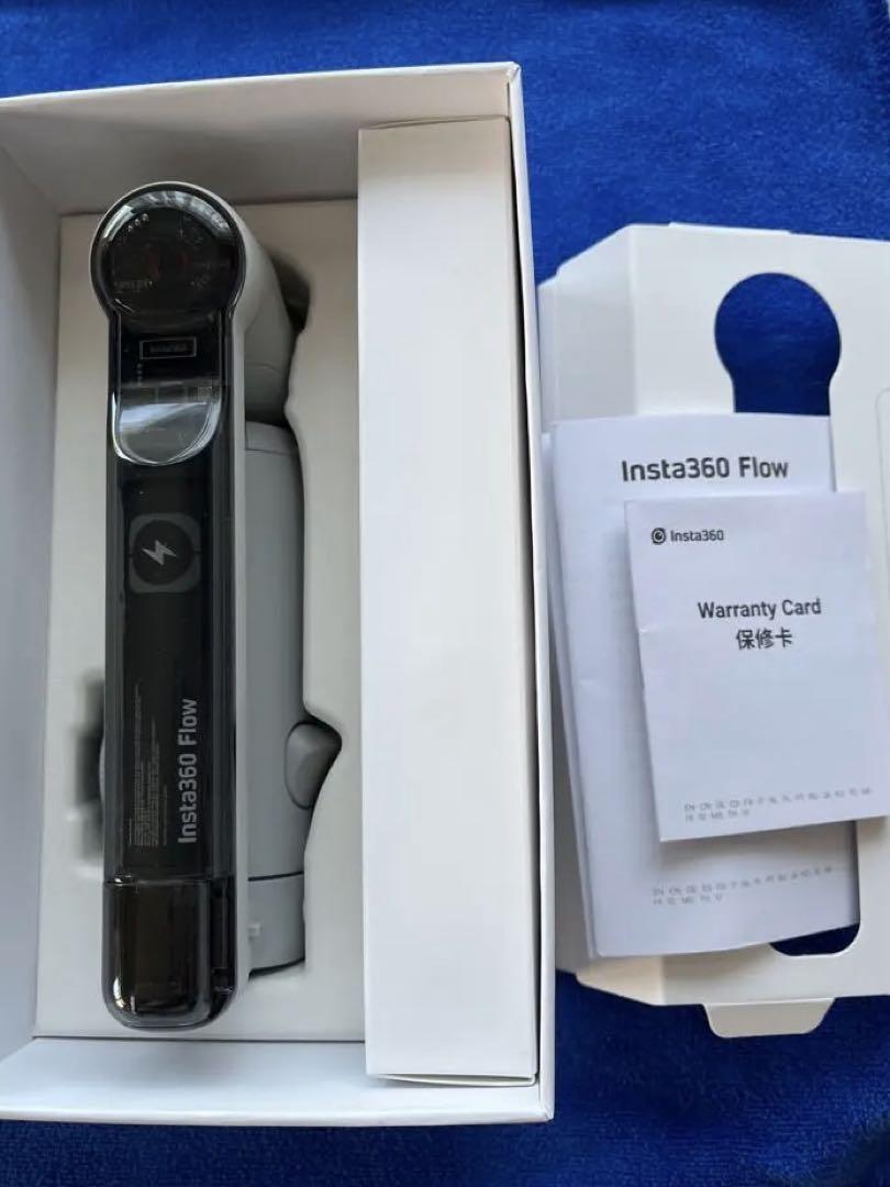 Insta360 Flow スタビライザーApple Store購入品使用数回 - メルカリ