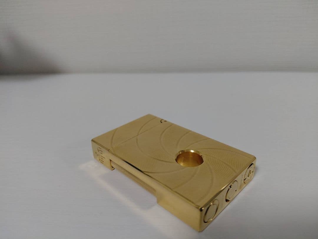 デュポンライター風の007ガスライターゴールド デュポンライター風の007ガスライターゴールド