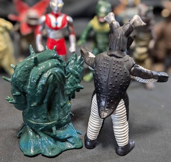 ウルトラマン＆登場怪獣・宇宙人（ソフビ道）他ミニソフビ11体