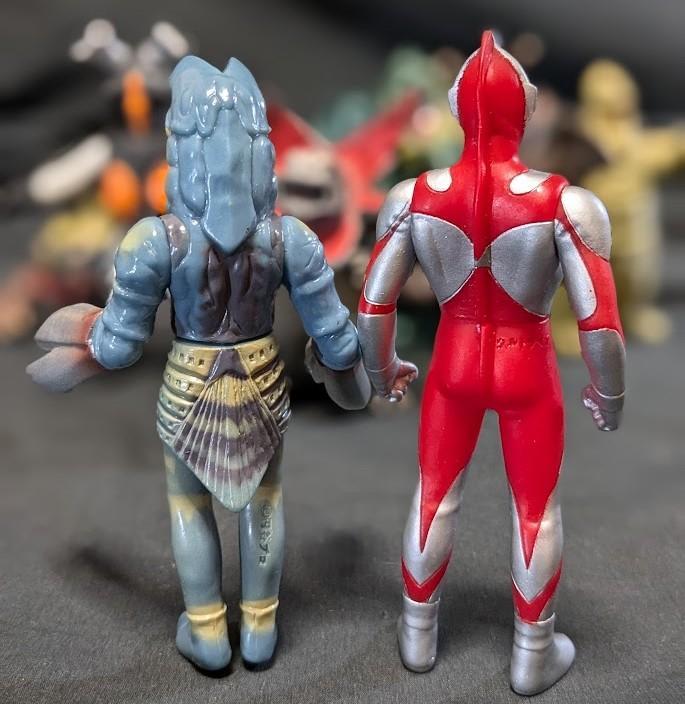 ウルトラマン＆登場怪獣・宇宙人（ソフビ道）他ミニソフビ11体