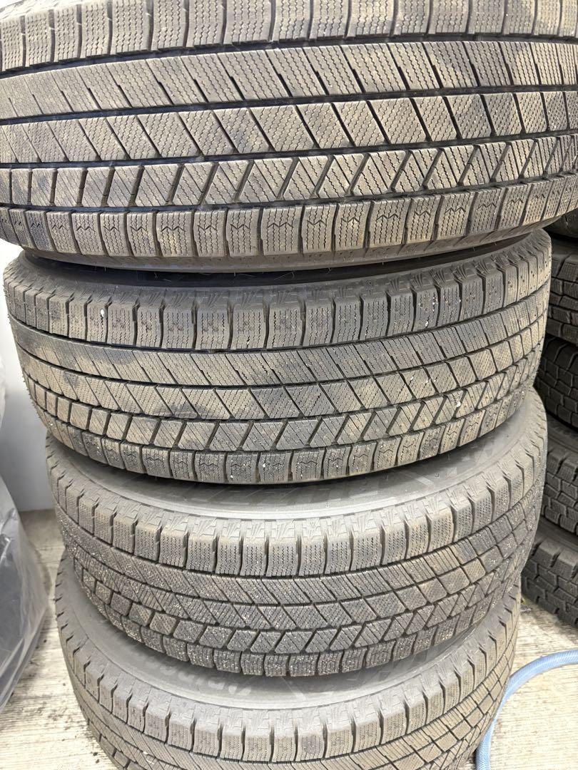 2023年製　17インチ　ブリヂストンVRX3 アルミセット　195/60R17