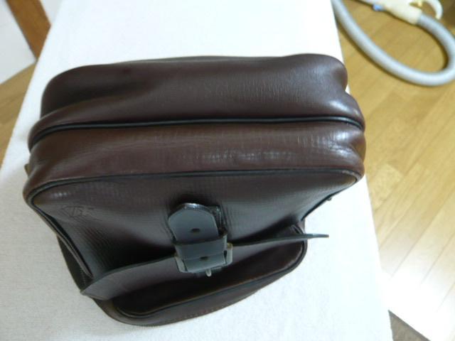 ルイヴィトン 　ショルダーバッグ　 ブラウン