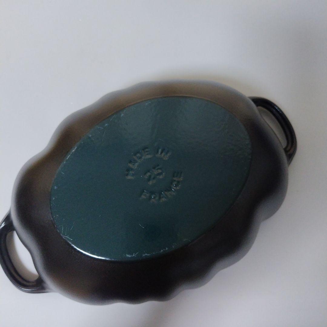 トマトココット25cm 黒