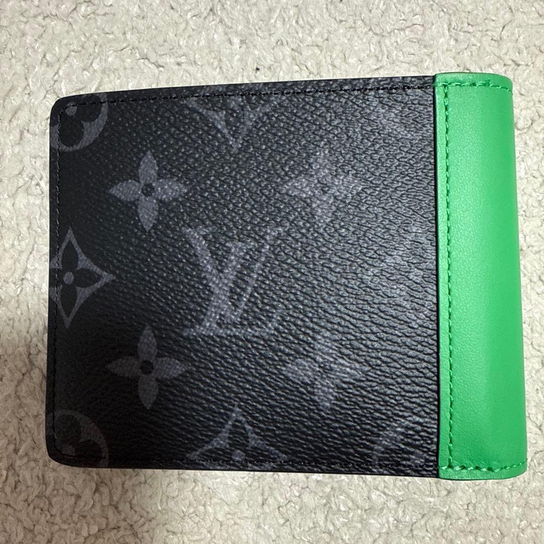 Louis Vuitton 二つ折り財布 ブラック/グリーン