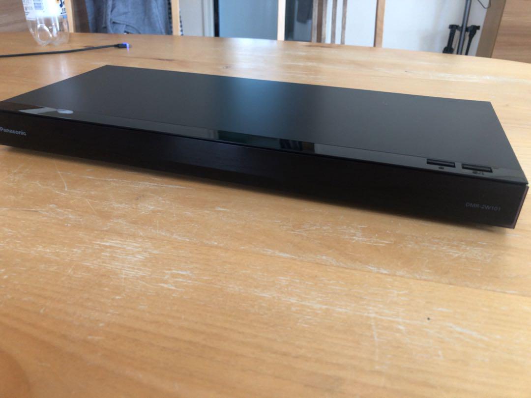 Panasonic DMR-2W101 ブラックブルーレイプレーヤー22年製