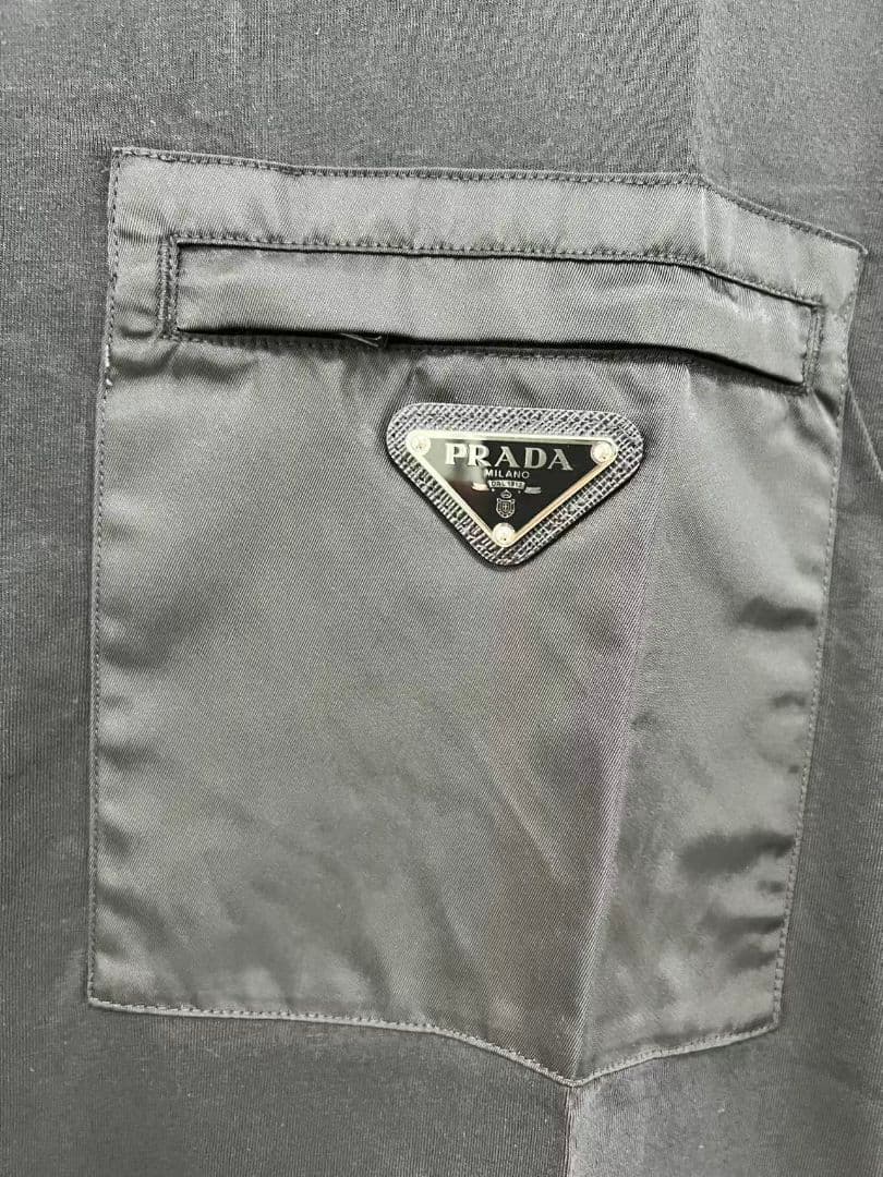 PRADA新品同様 ブラック Tシャツ 胸ポケット付き