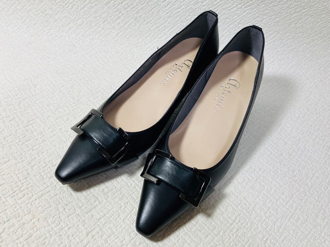 MH92◆新品◆artemis byDIANA スクエアバックルパンプス23.0靴