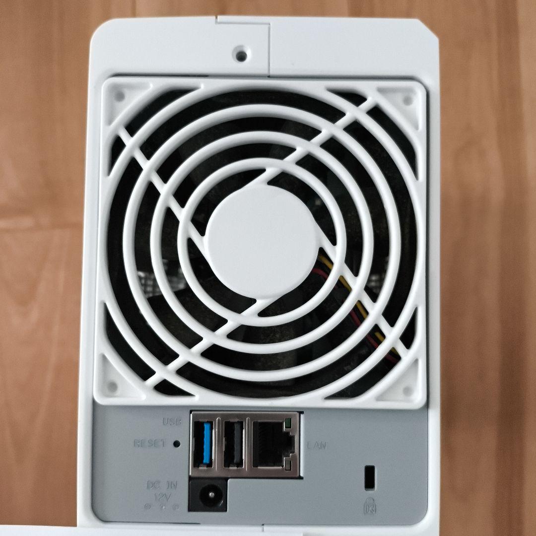 Synology DS215J本体のみ消毒＆掃除済