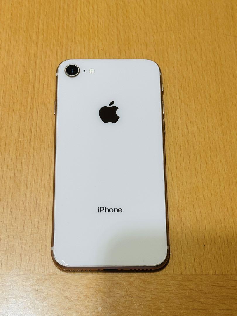 iPhone8 64 GB ゴールド docomo版 SIMロック解除済み iPhone8 64 GB ゴールド docomo版 SIMロック解除済み