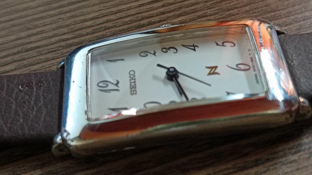 SEIKO セイコー ノイエ クォーツ 腕時計 スクエア 4N21-5250