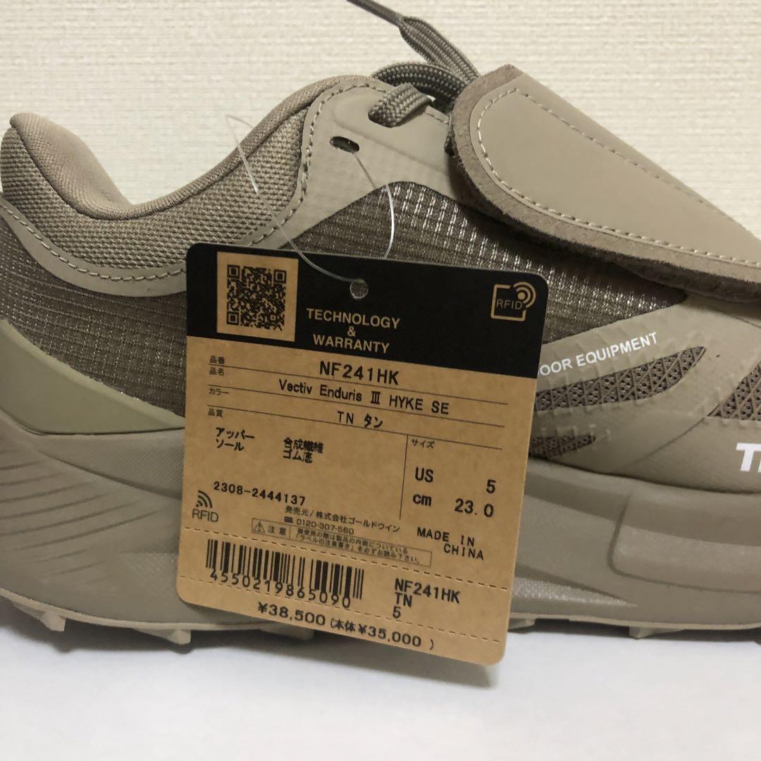 HYKE NORTHFACE ベクティブ エンデュリス III スニーカー　23