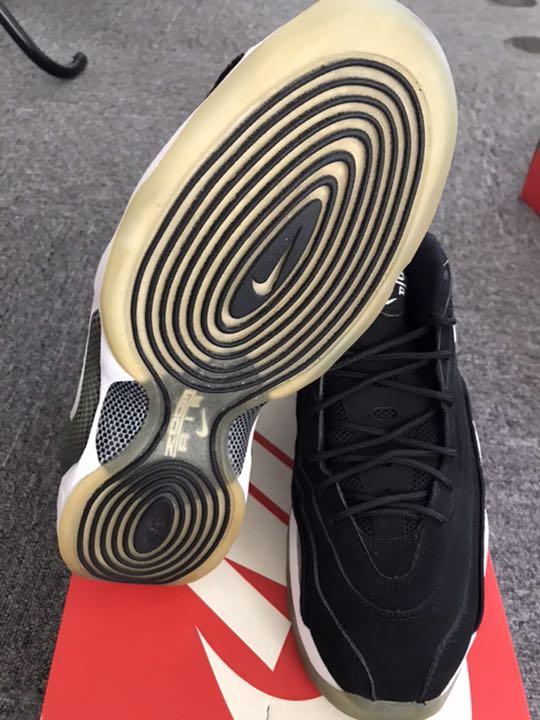 AIR ZOOM
