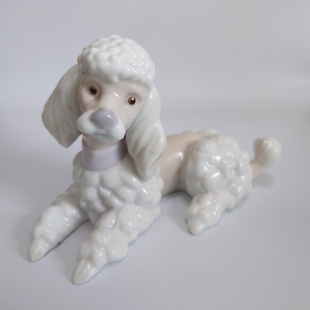 【即日発送】リヤドロ お座りプードル 横たわるリボン犬 廃盤 Lladro
