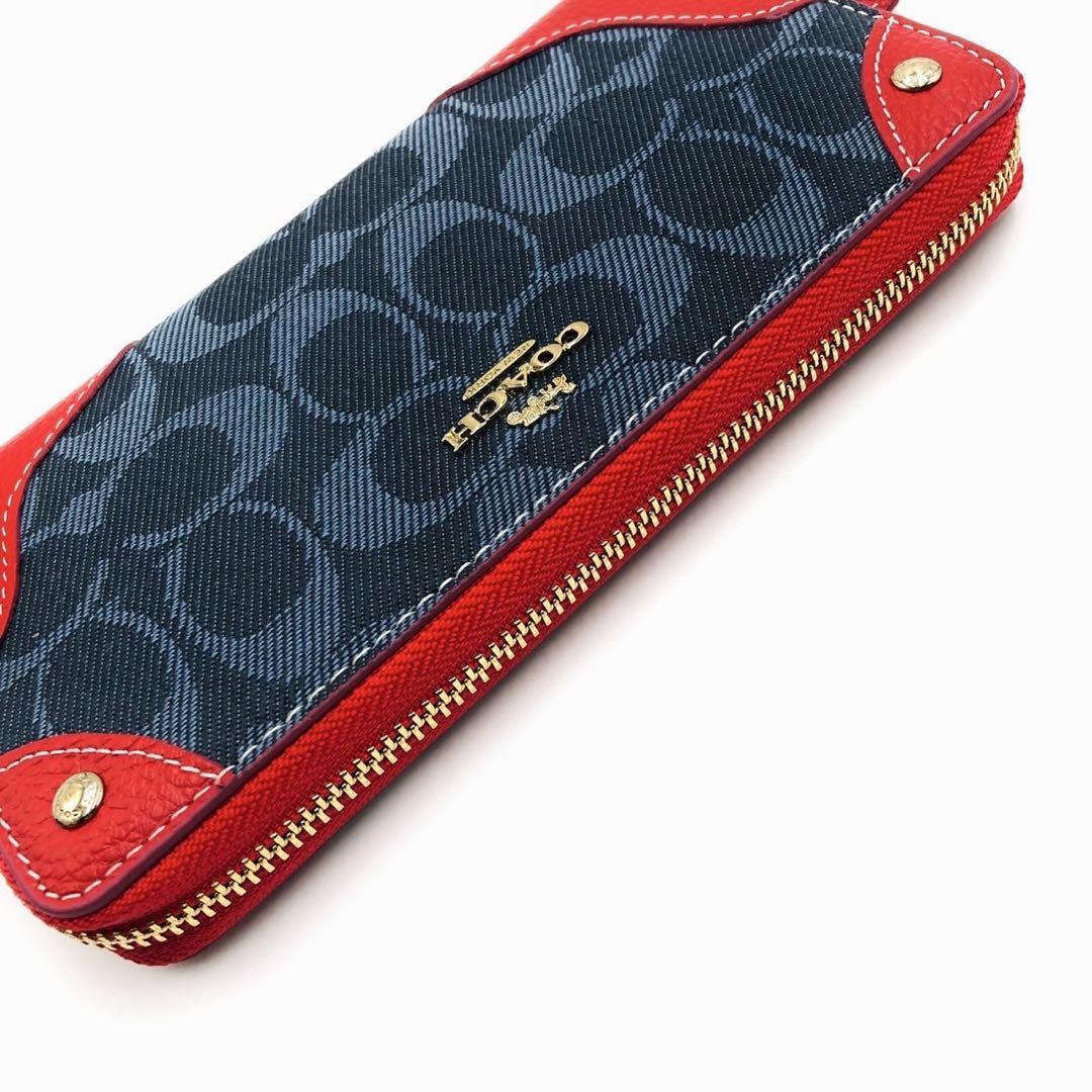 未使用級✨️コーチ　デニム　レザー レッド 長財布　F53769