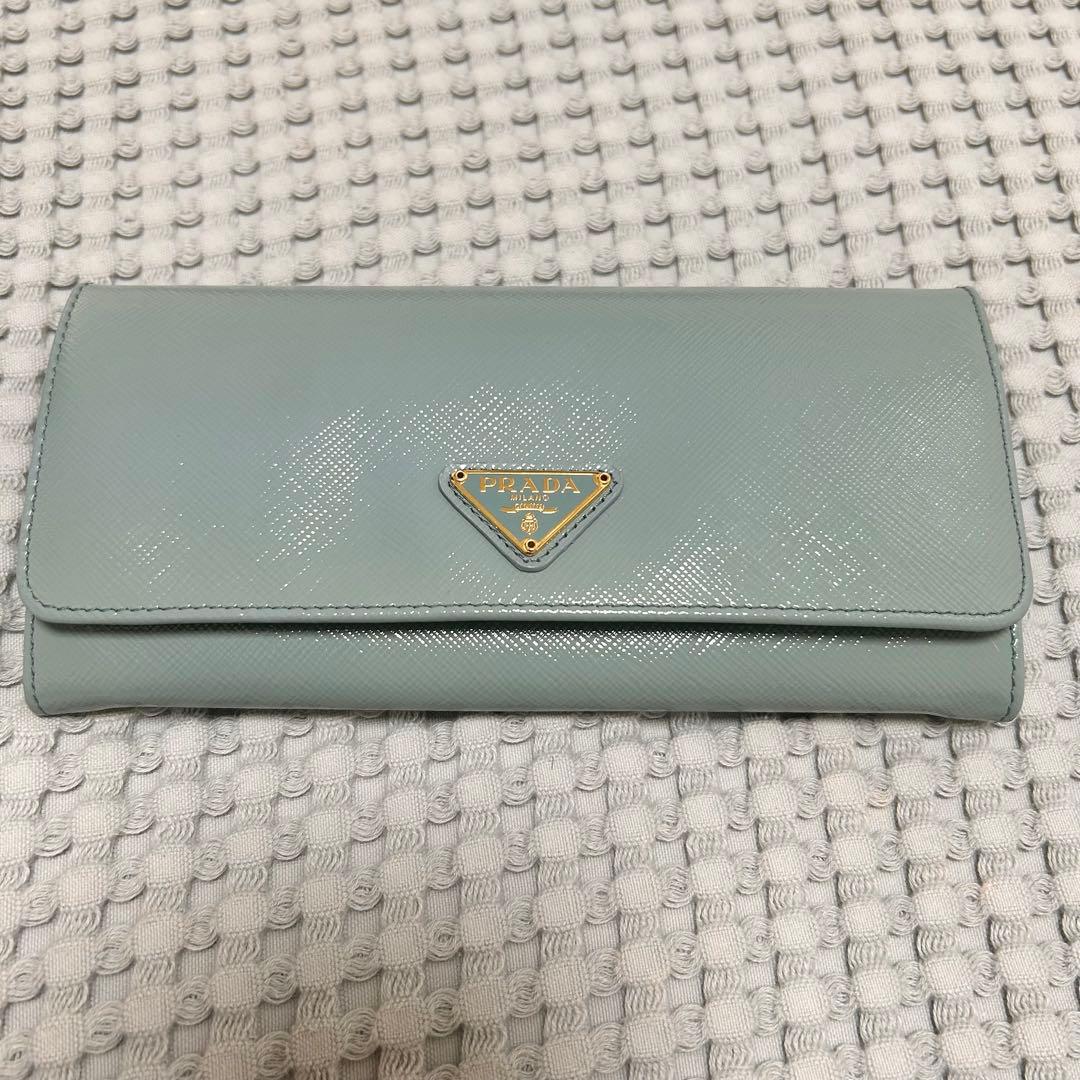プラダ サフィアーノ 長財布
