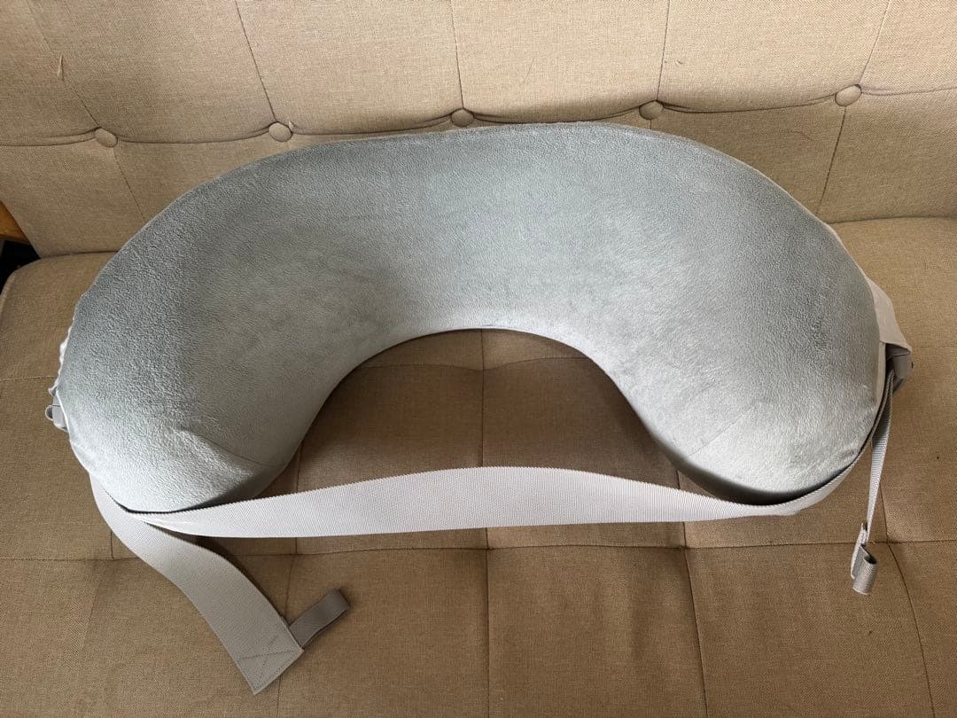 エルゴベビー ナチュラルカーブ・ナーシングピロー ベルト付き 授乳クッション