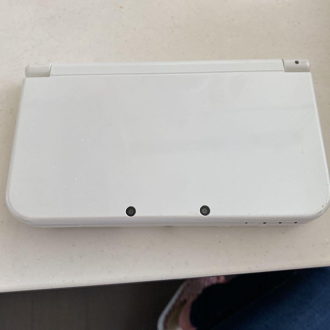 正規逆輸入品 Newニンテンドー3DS LL パールホワイト ゲームソフト 品質は非常に良い ニンテンドー 3DS パールホワイト ソフト付き LL 携帯用ゲーム本体