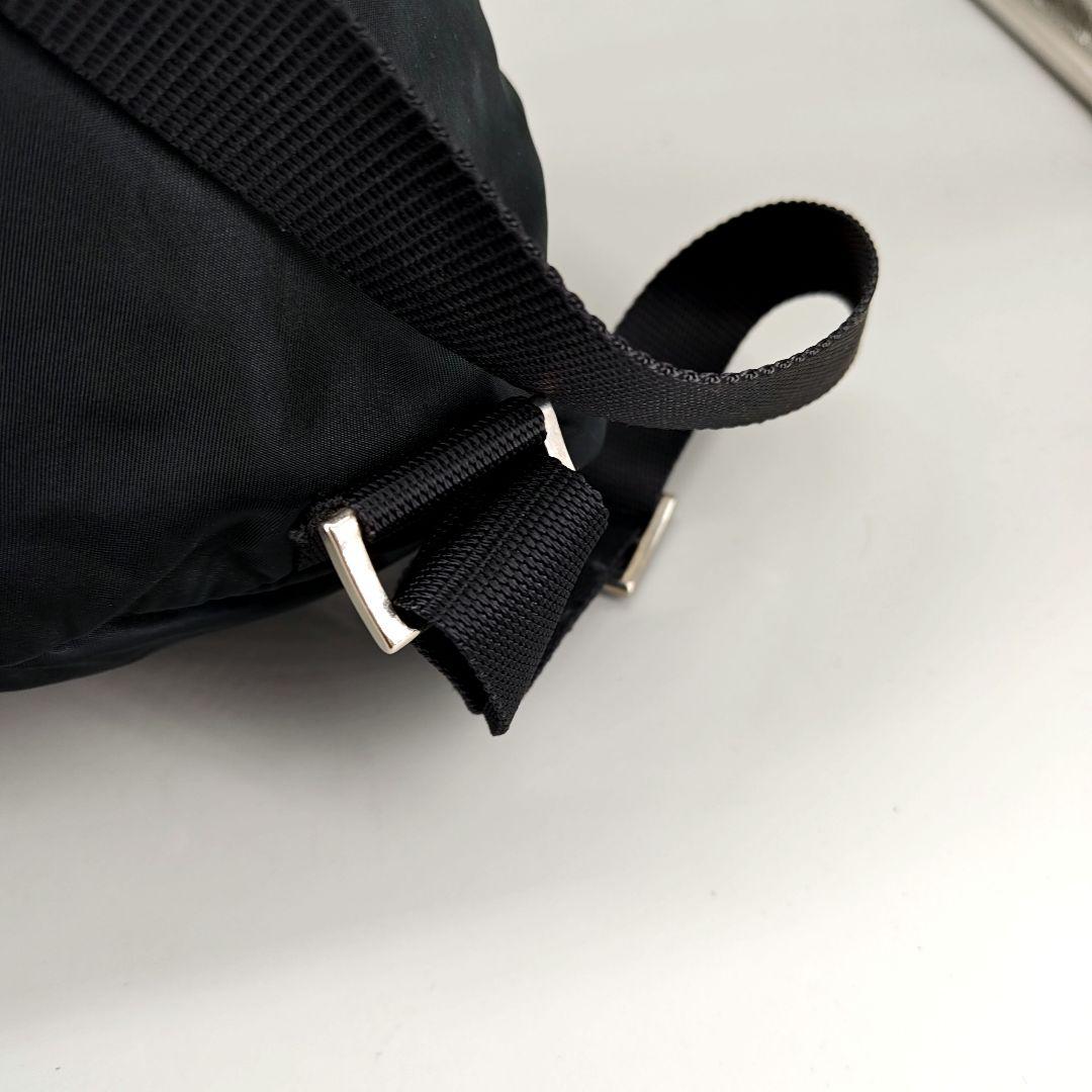 【美品】プラダ リュック バックパック 三角 巾着 テスートナイロン ネイビー