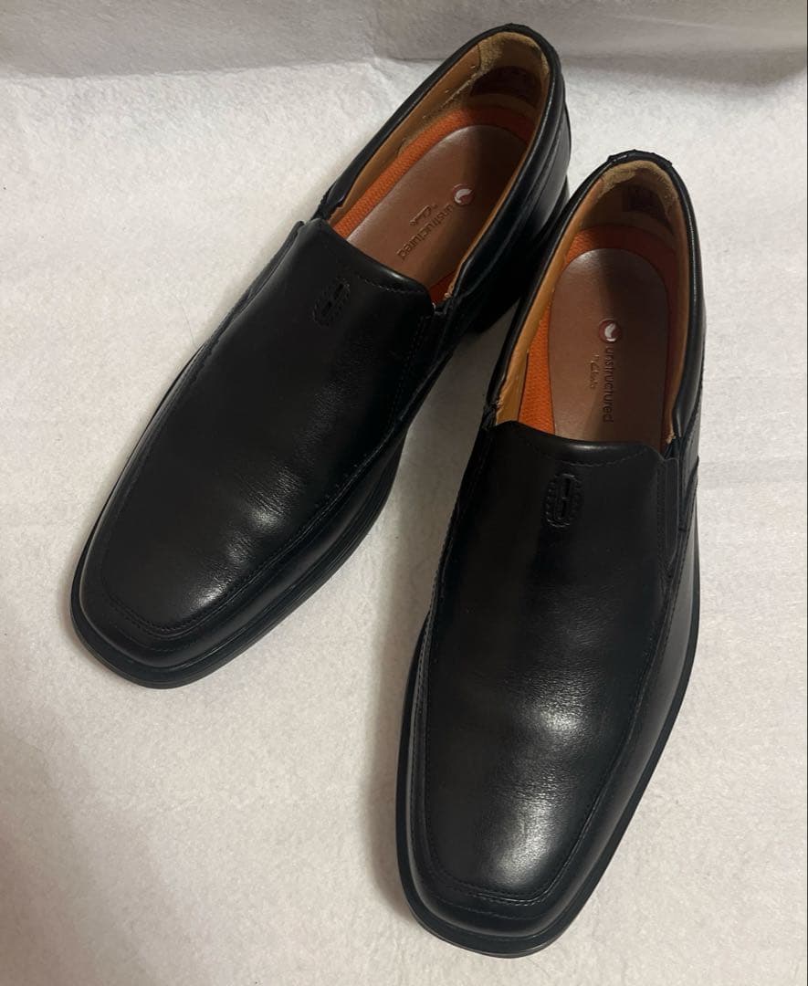 Clarks クラークス unstructured　ブラック スリッポン