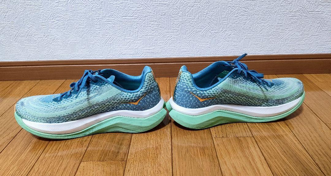スパイク・シューズ HOKA MACH X