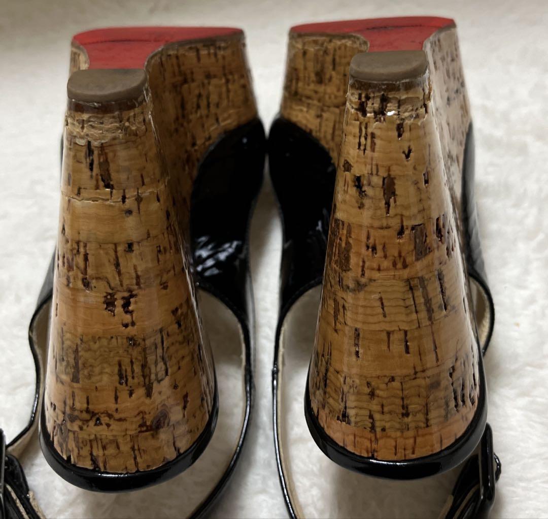 美品　クリスチャンルブタン　ウェッジソール　パンプス　エナメル　オープントゥ　黒