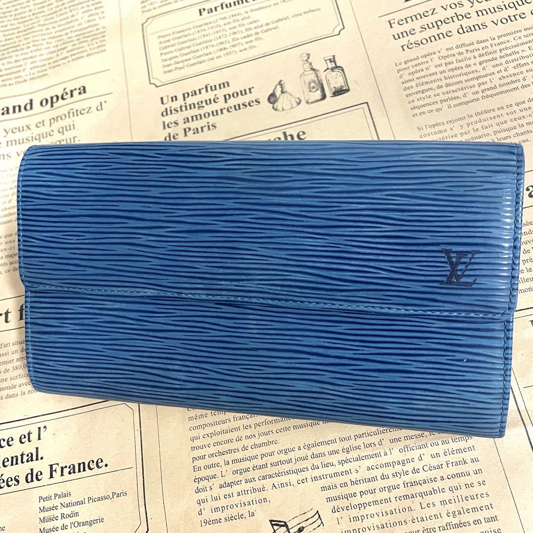 ルイヴィトン エピ ポルトモネ クレディ ブルー 長財布 青 財布 ヴィトン