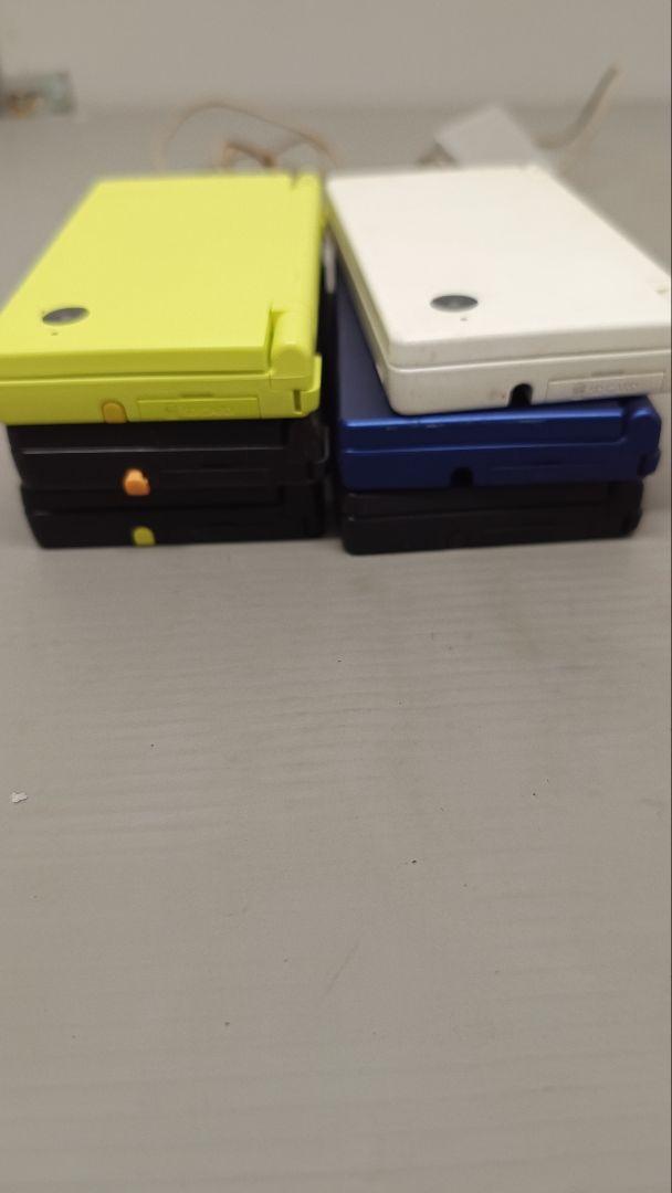 任天堂 ニンテンドー DSi 本体 6台 まとめ ジャンク品 通電動作確認済み 画像11