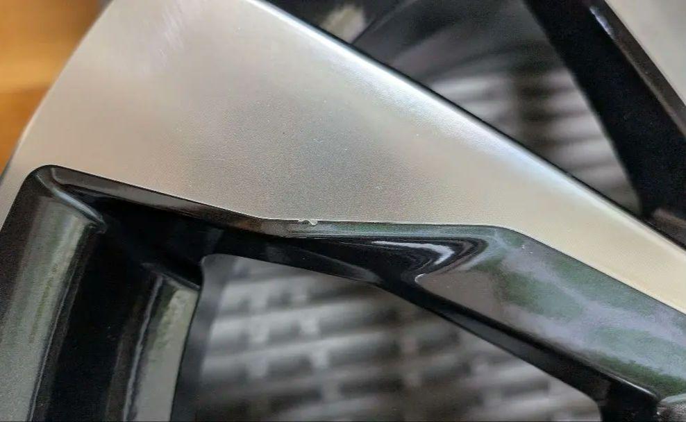 SUBARU:レガシィアウトバック(BS9) 純正ホイール