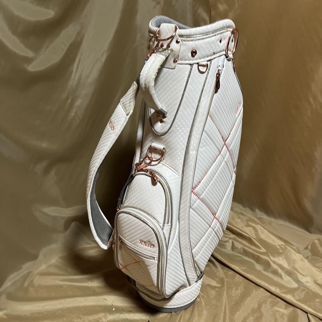 寶BA-137キャディバッグ ゼクシオ2.9Kg 20Cm