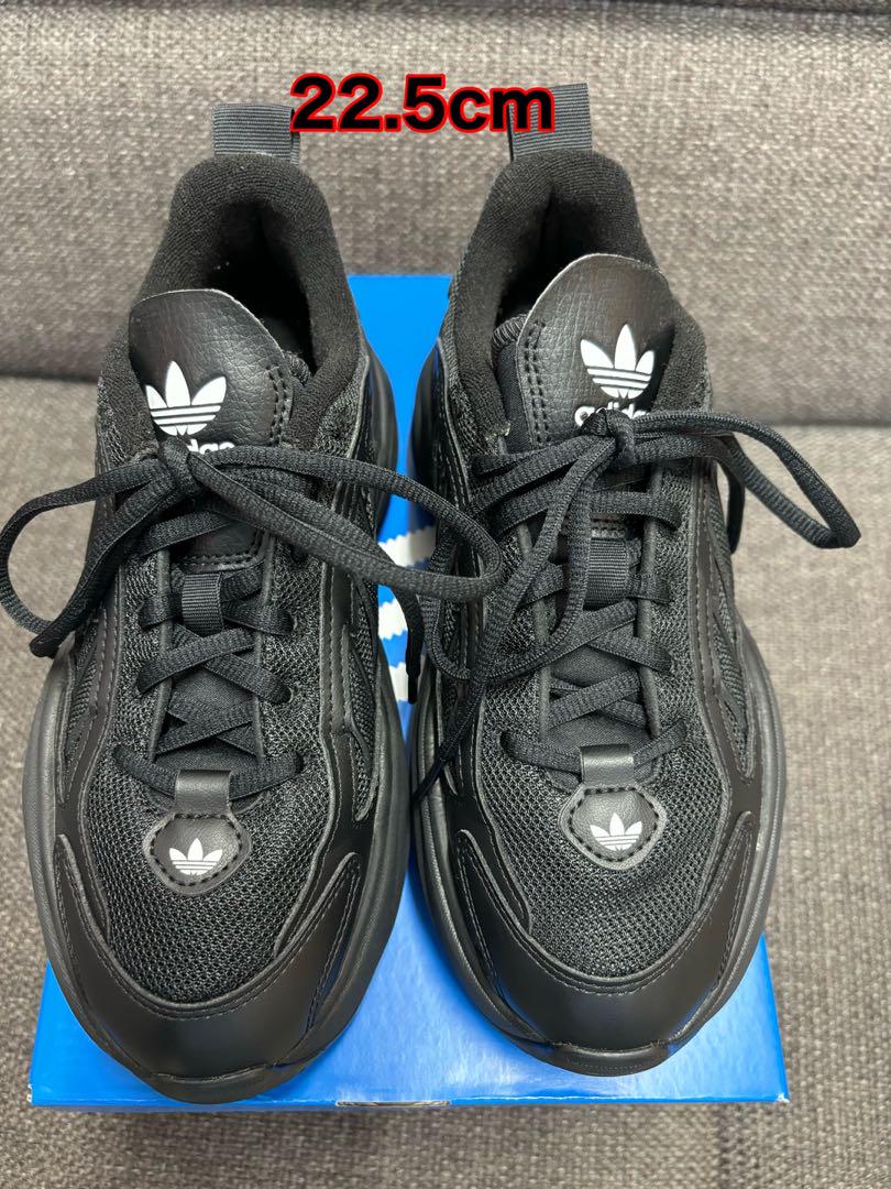 adidas オズガイア 黒 22.5cm