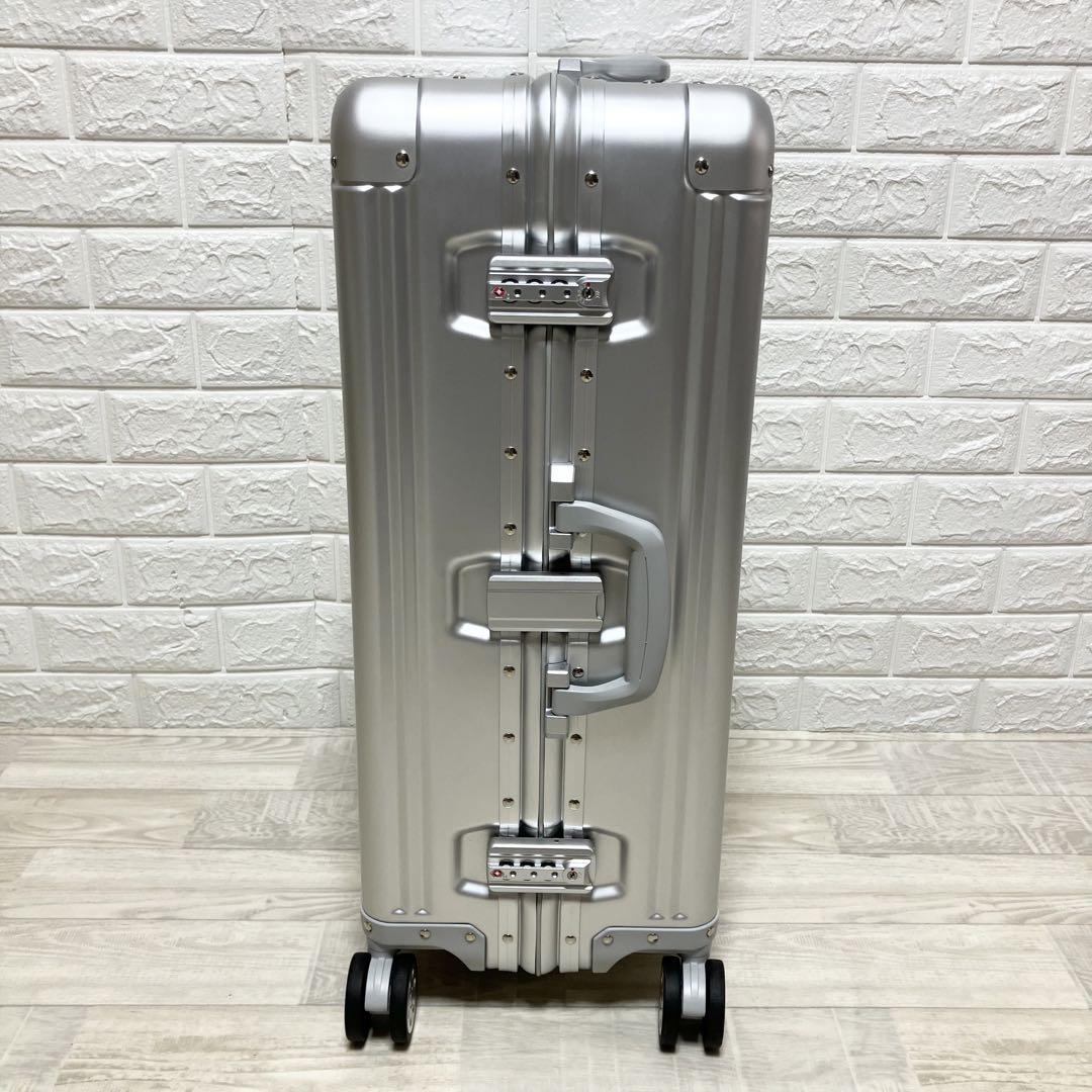 極美品 メルセデスベンツ アルミスーツケース 65L 非売品 - メルカリ