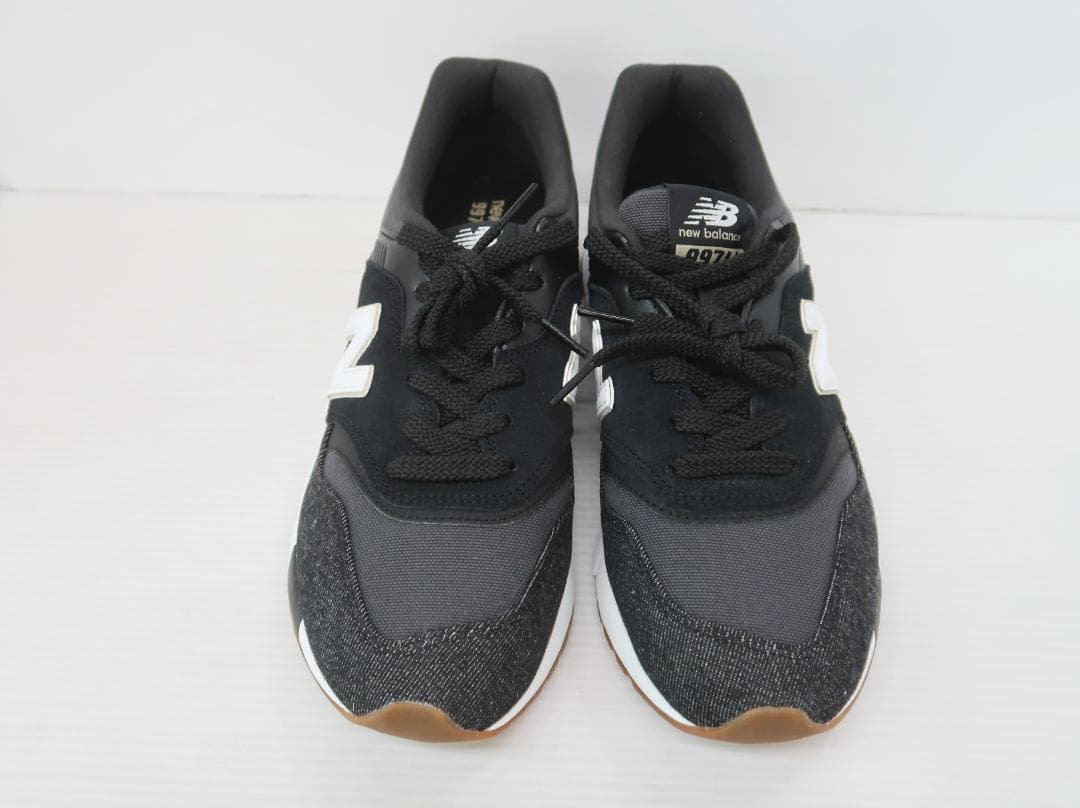 美品 New Balance ニューバランス CM997HOQ 美品 New Balance ニューバランス CM997HOQ