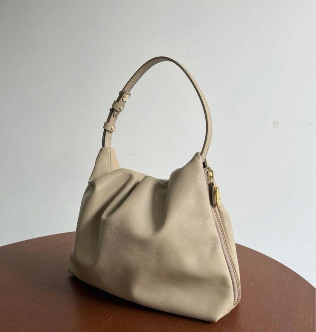 ラシット gemeil russet レザーミニショルダーバッグ ベージュ
