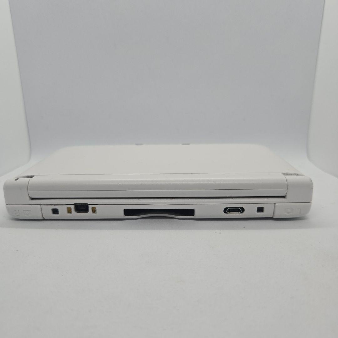 3DS LL ホワイト 映像出力 同時充電目立った傷や汚れなし UP786_INFO