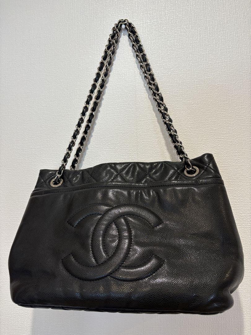 CHANEL ブラックレザー バッグ