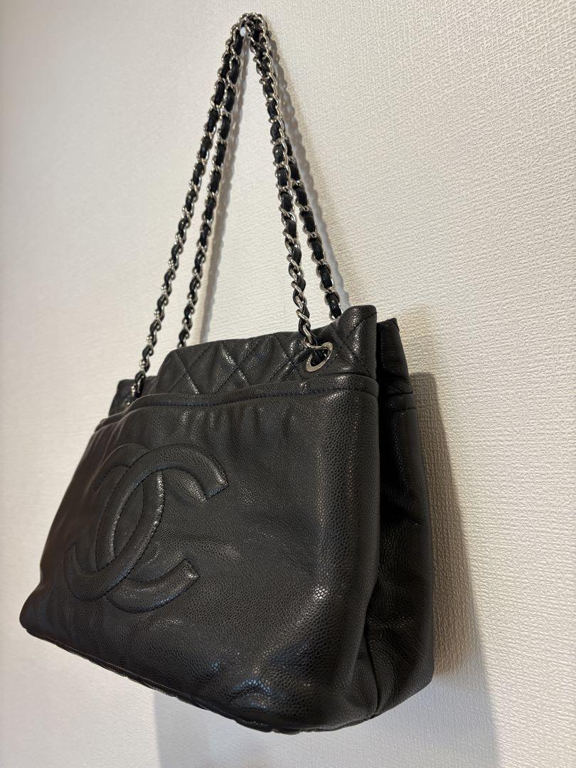 CHANEL ブラックレザー バッグ