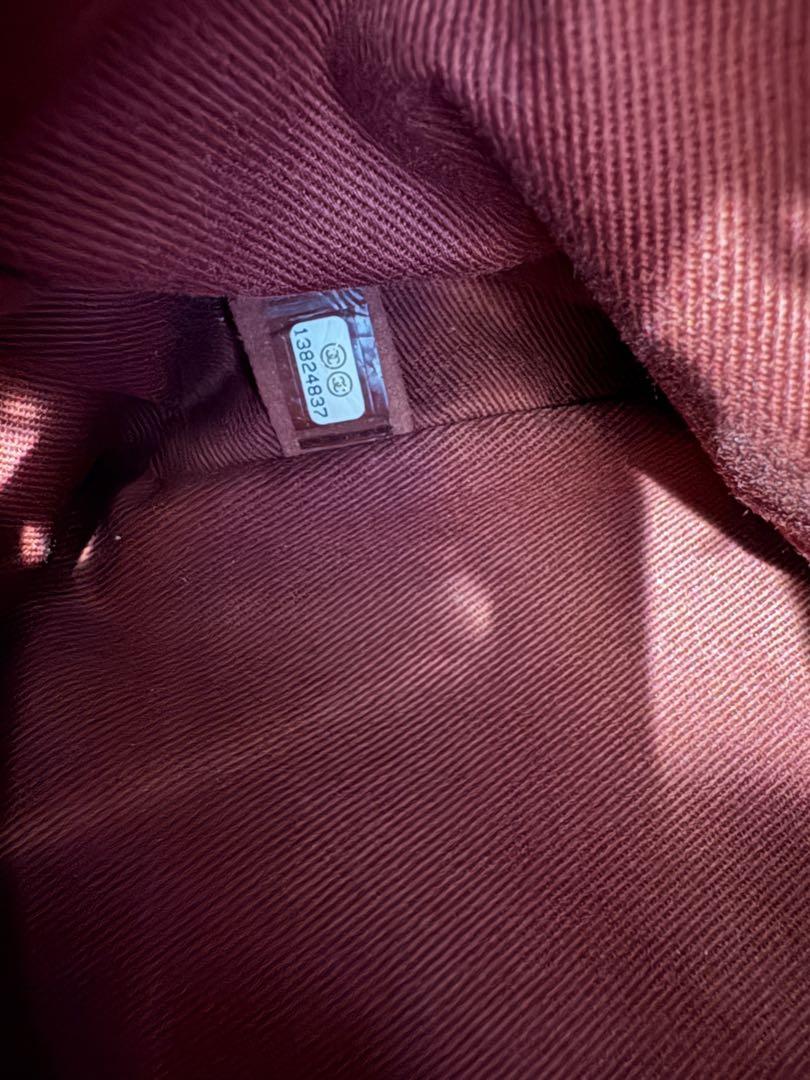 CHANEL ブラックレザー バッグ