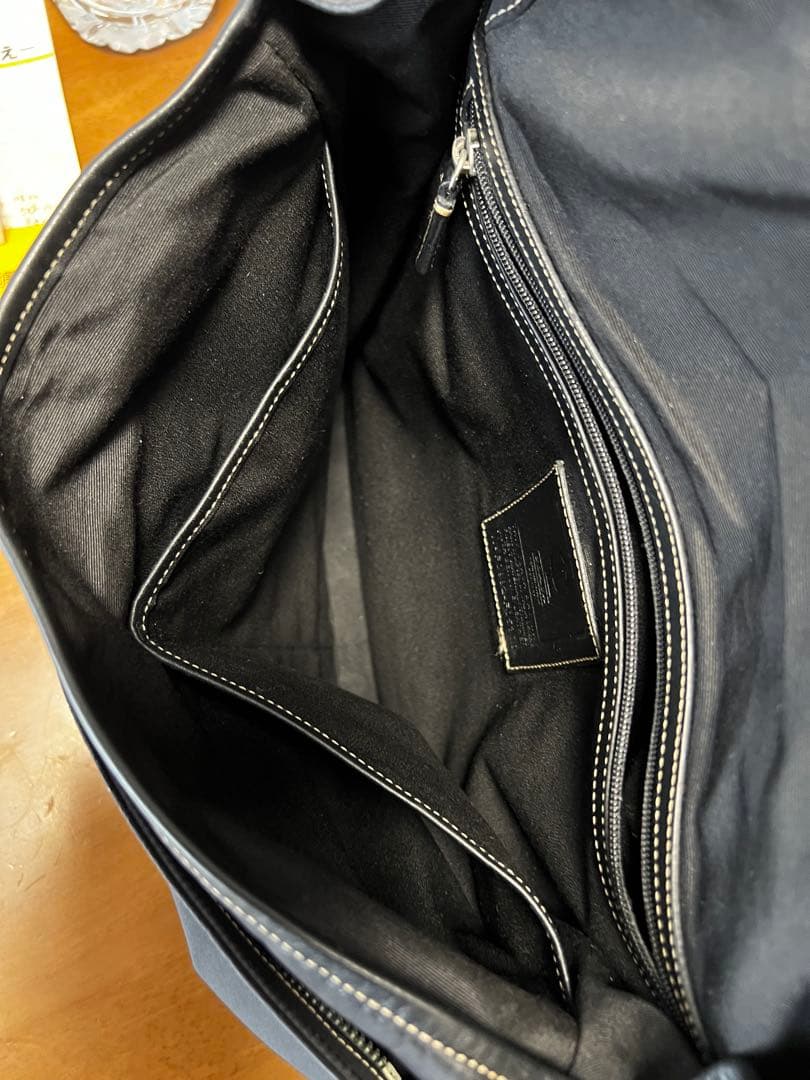 CaracaraCOACHコーチ ショルダーメッセンジャーバッグ ブラック