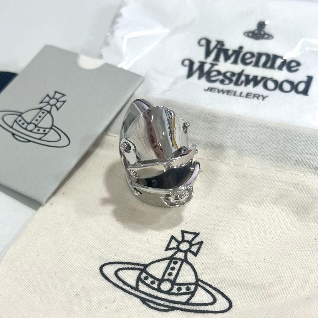ヴィヴィアンウエストウッド アーマーリング シルバー ヴィヴィアンウエストウッド アーマーリング シルバー