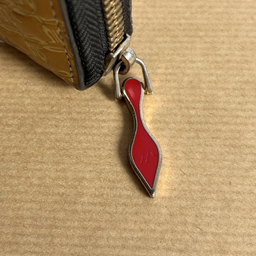 美品✨クリスチャンルブタン 長財布 パテントレザー ラウンド