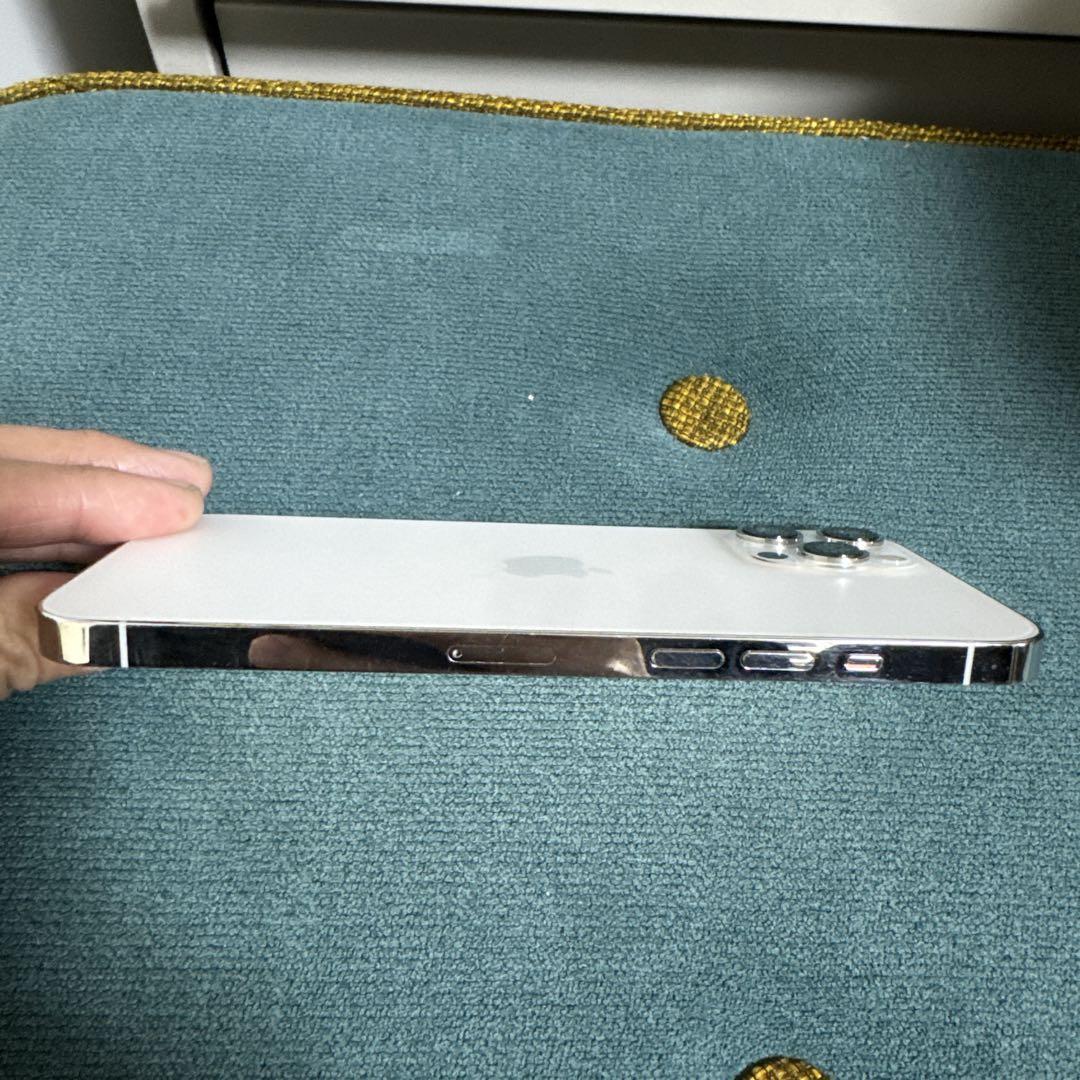 SIMフリー残債無しiPhone 12 Pro Max 512GB シルバー