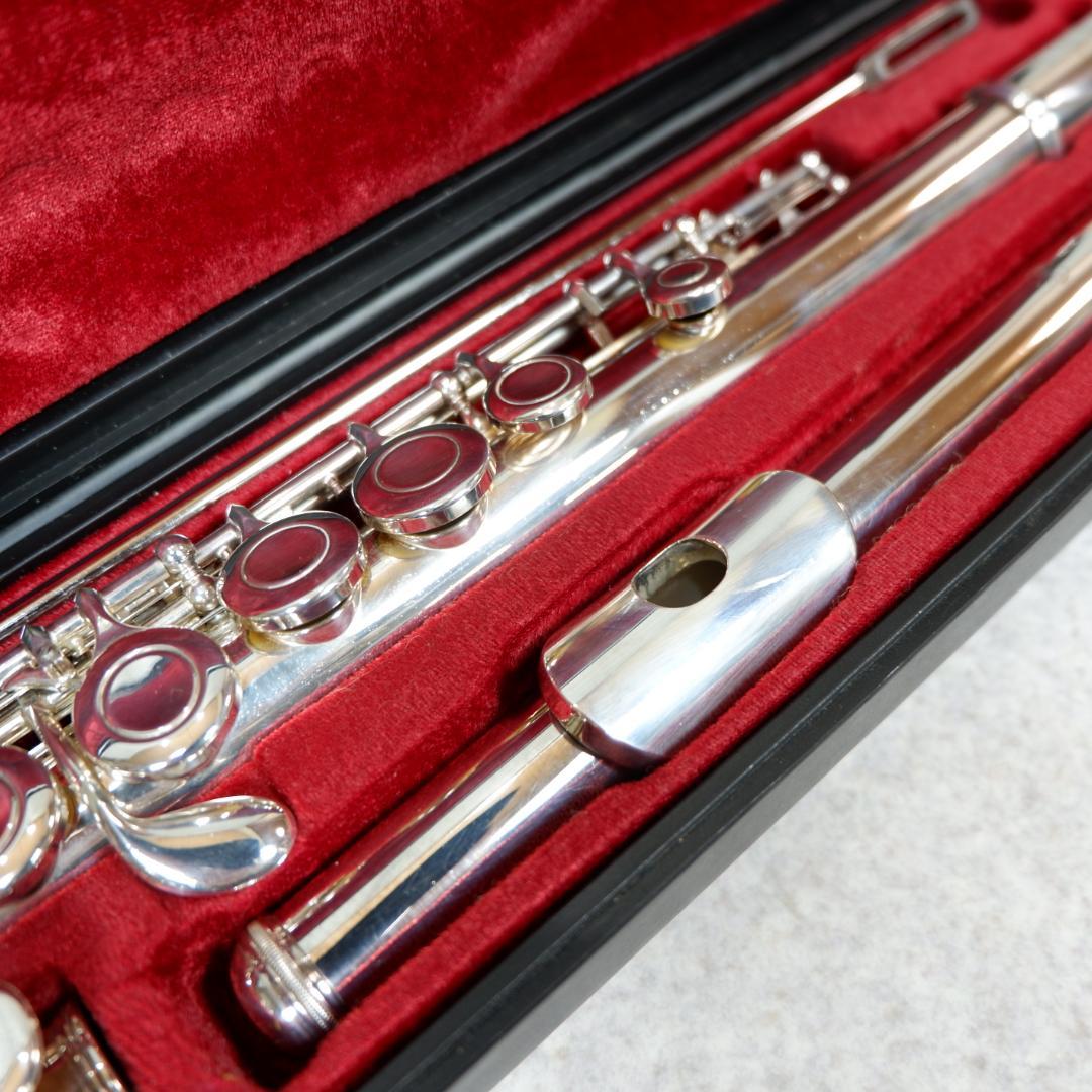 【美品】 YAMAHA YFL-211 Eメカ フルート ハードケース YAMAHA YFL-211 フルート ケース付き