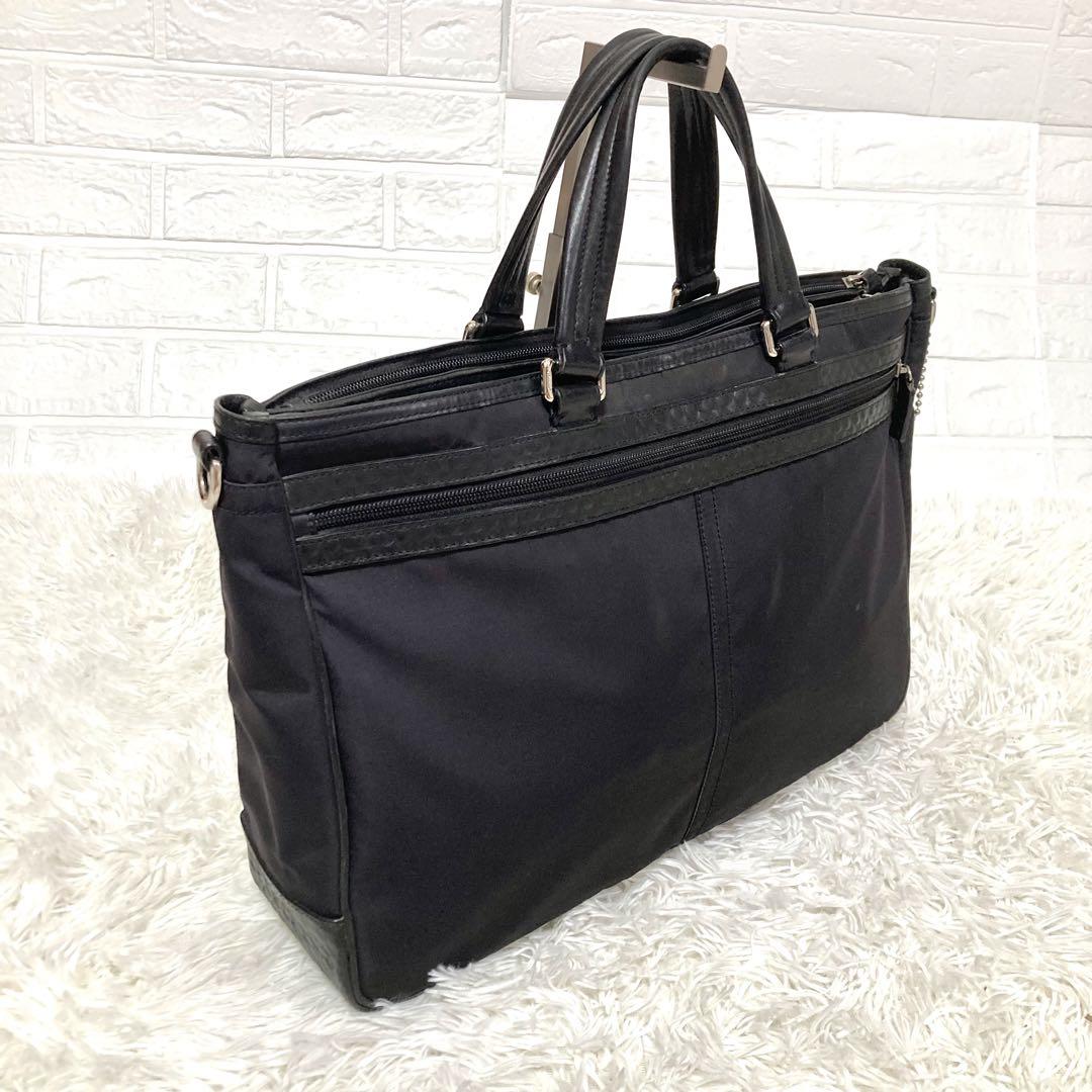 COACH コーチ　ビジネスバッグ　ブリーフケース　シグネチャー　F70937