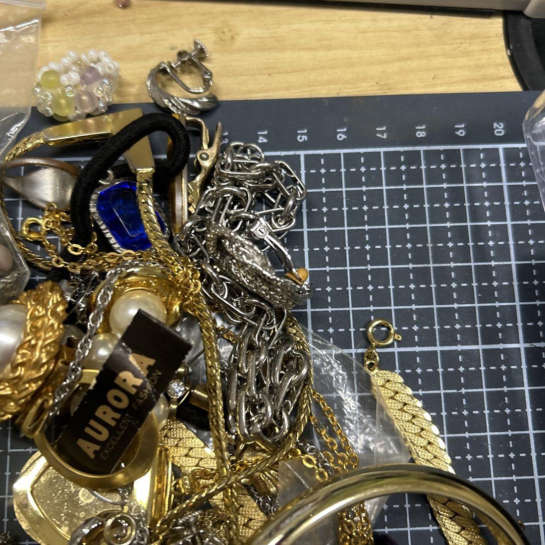 一番の アクセサリーまとめ売り新しい アクセサリー