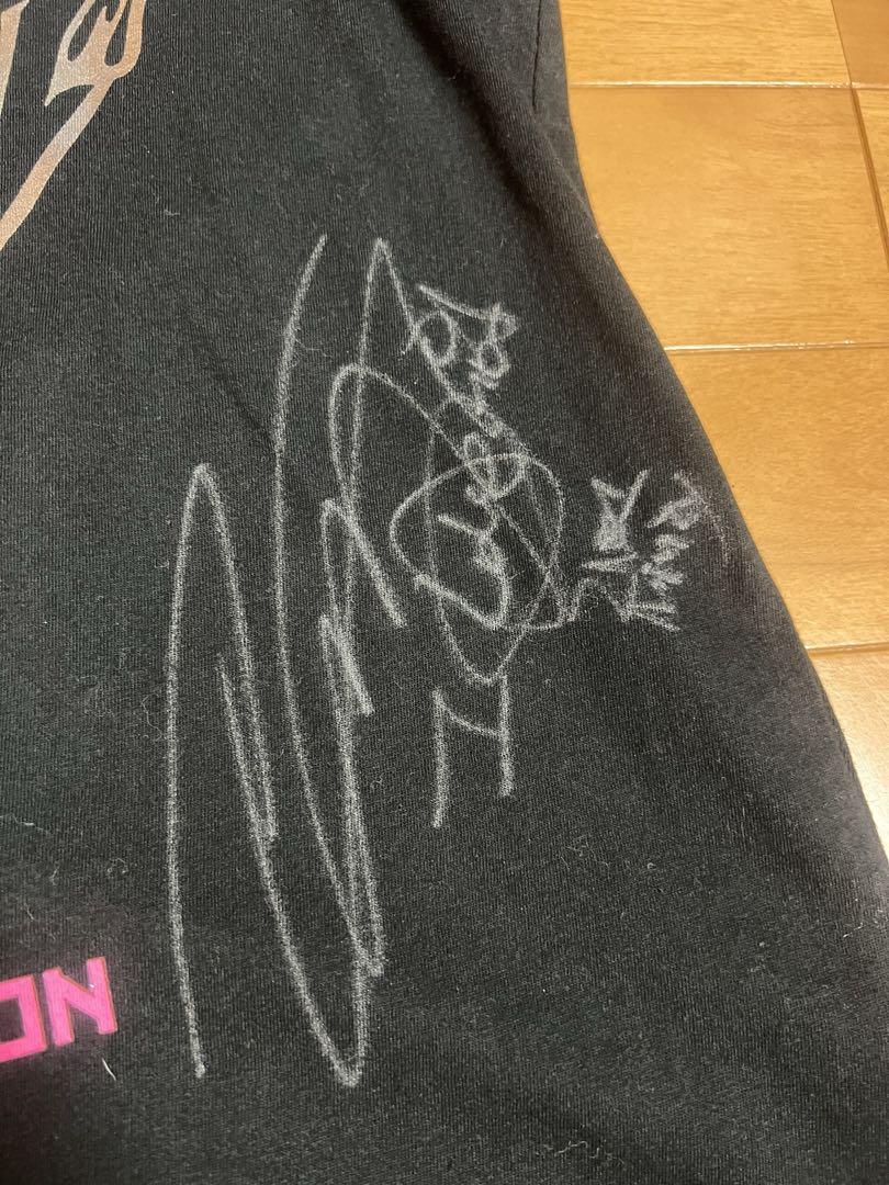 2ne1 サインTシャツ 2012 NEW EVOLUTION IN JAPAN
